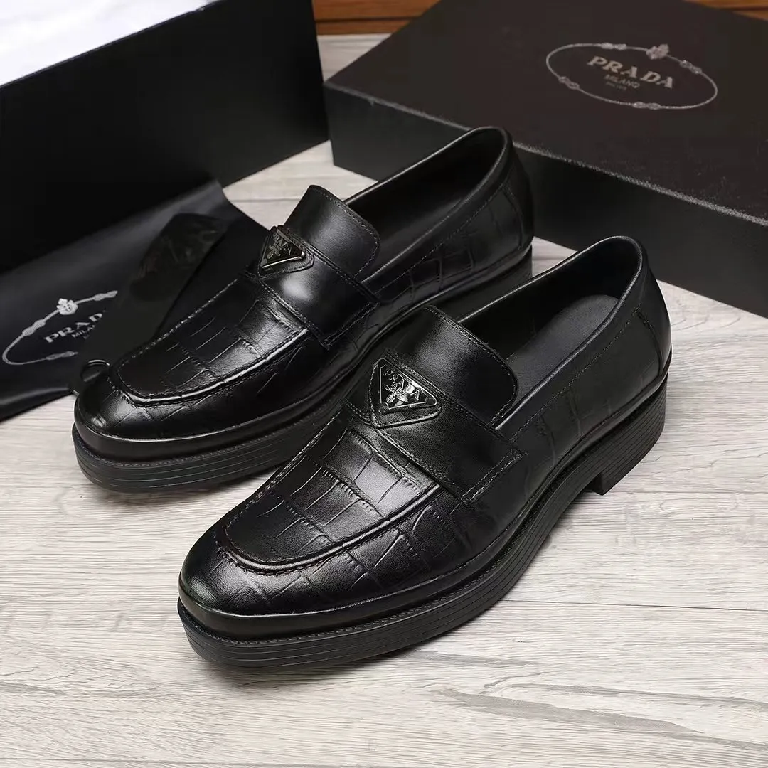 Men's shoes 💰540 💰💰🎩🎩【Prada】Counter 1:1⬆️original reproduction, absolute quality🆗original outsole, high-quality imported rubber, wear-resistant and non-slip, never degummed, upper material: imported first-layer cowhide➕anti-slip foam outsole, official website material, inner material: water-dyed 🐂leather lining, optional! Code number 38-45